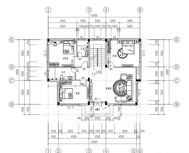 　該建筑具有新的中國風(fēng)格，采用傳統(tǒng)設(shè)計(jì)方法與現(xiàn)代設(shè)計(jì)方法相結(jié)合，保留傳統(tǒng)元素中的坡屋頂形式，結(jié)合現(xiàn)代元素中的大玻璃窗。