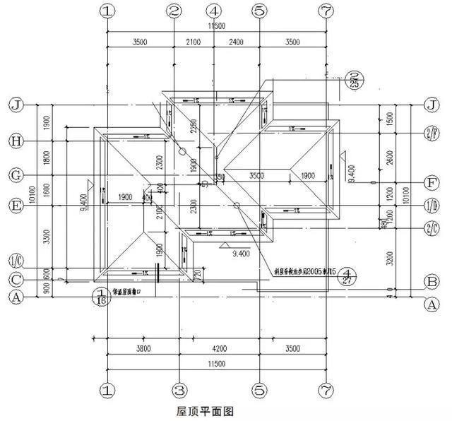 。今天推薦的三層自建房屋占地110平方米。室內(nèi)設(shè)計包括一個主房間，一個農(nóng)具室，一個消防室和一個陽臺。這在農(nóng)村地區(qū)是非常必要和實用的。